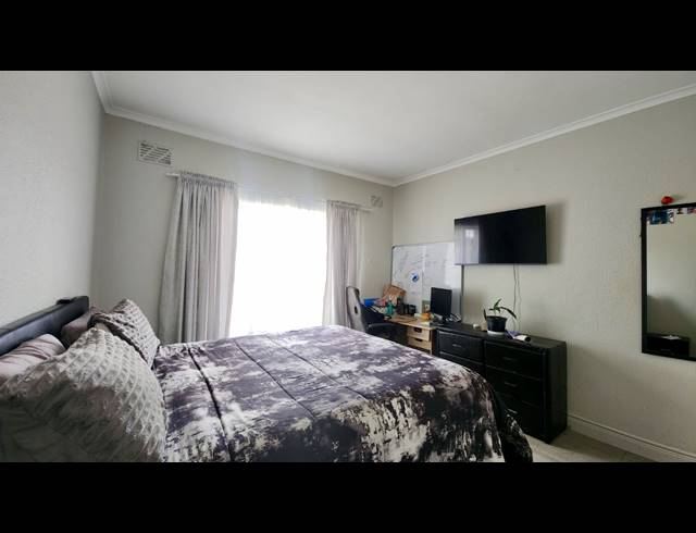 3 BEDROOM HOUSE TO LET IN GOODWOOD PARK